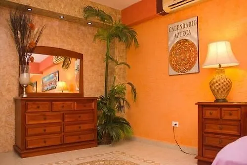 B&B Villa Hibiscus Playa del Carmen 3*,  México